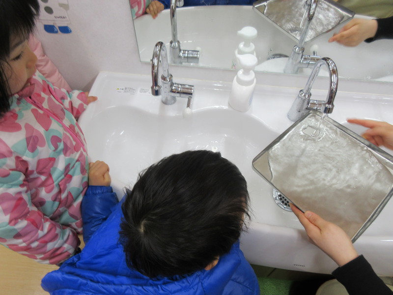  氷作りの実験をするよ⛄