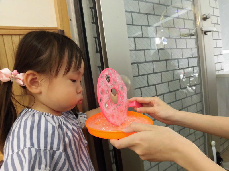 シャボン玉ふぅ〜っ.。o○