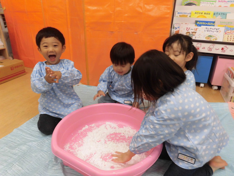  片栗粉ねんどで遊ぶよ🎵