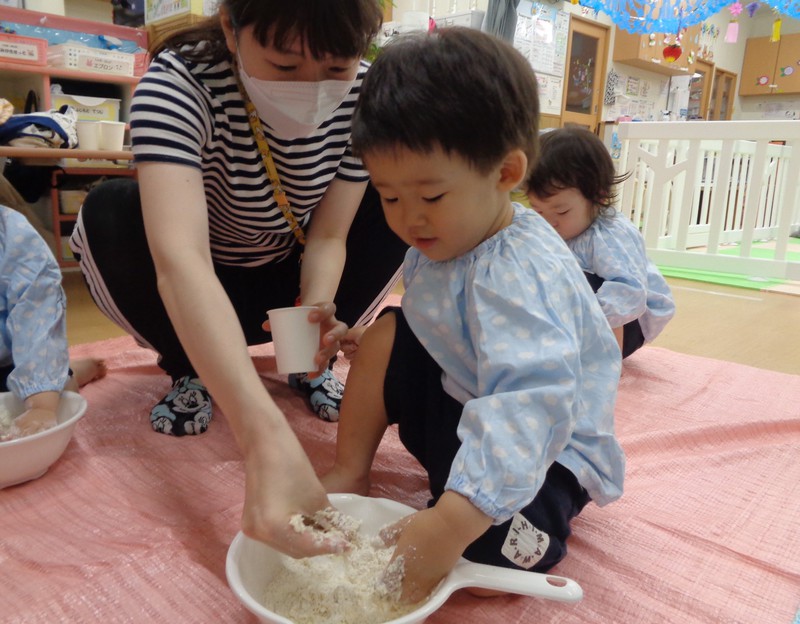 小麦粉ねんどであそびました🎵