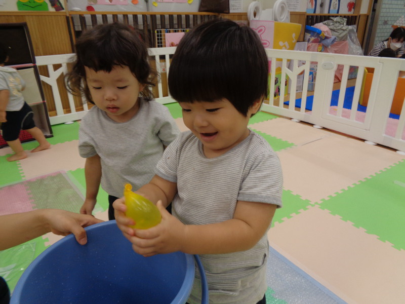 りす組さんも水風船で遊んだよ😊