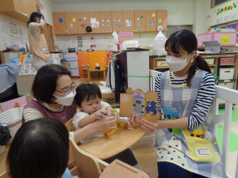 お誕生日会、不思議な扉の出し物でした🚪